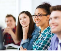 Caixa Econômica Federal abre processo seletivo para estágio remunerado