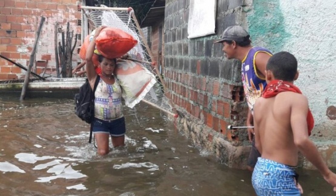 Defesa Civil de PE enviará donativos para desabrigados em Alagoas
