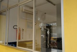 Criminosos efetuam disparos contra posto da PRF em São Sebastião