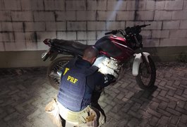 Proprietário de motocicleta adulterada é preso pela PRF em São Sebastião