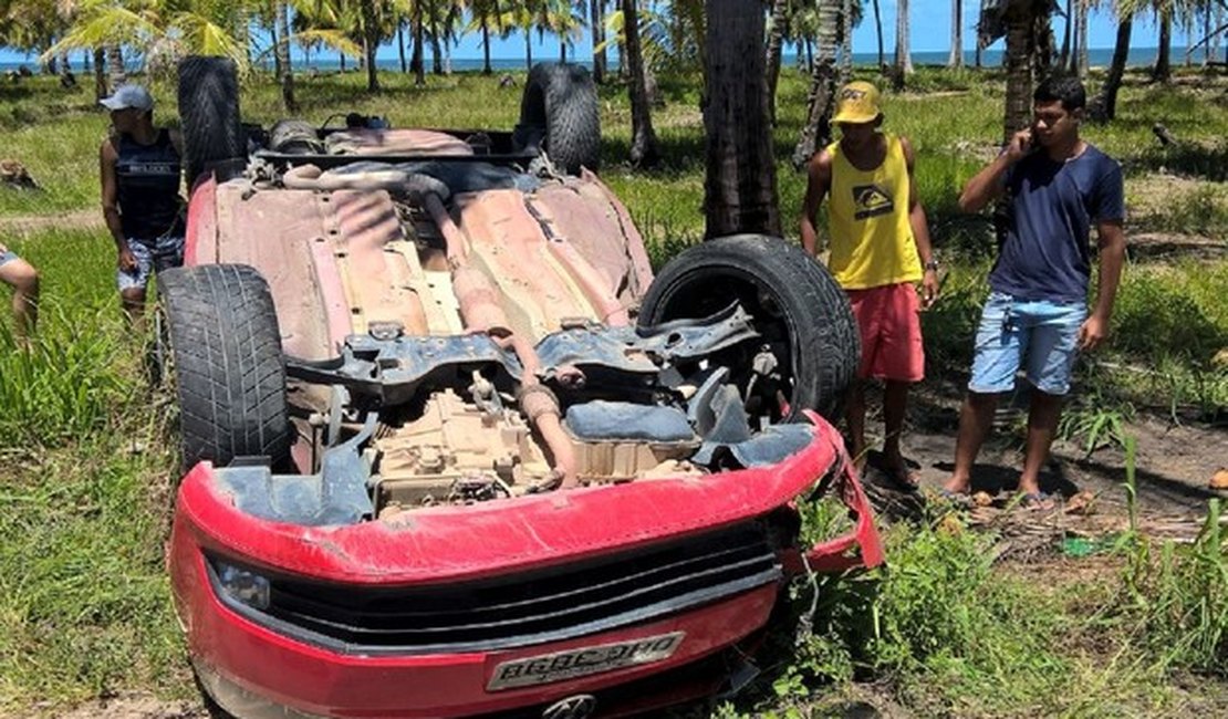Três ficam feridos em acidente em Japaratinga