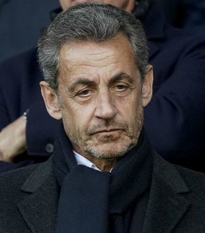 Ex-presidente francês, Sarkozy é condenado a 1 ano de prisão por financiamento irregular de campanha