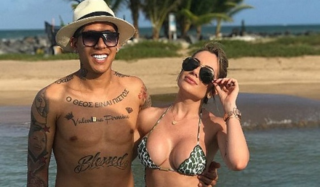 Atacante alagoano Roberto Firmino se casa hoje, em Maceió