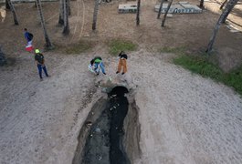 IMA Alagoas realiza análise em língua suja na praia da Ponta Verde