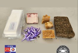 Casal é preso com drogas em residência no bairro Cacimbas, em Arapiraca