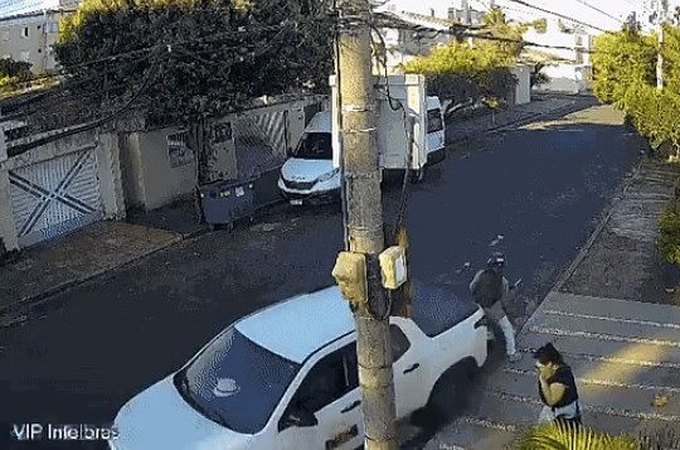 Motorista atropela ladrão para livrar mulher de assalto