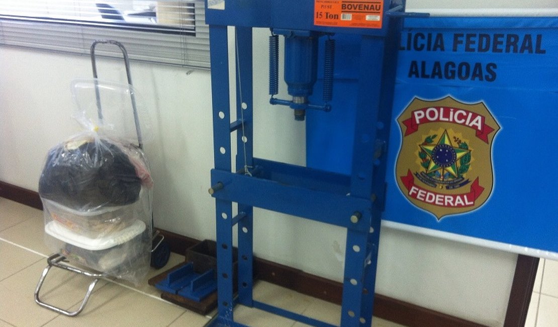 Operação da PM e PF desarticula laboratório de refino de cocaína em Arapiraca