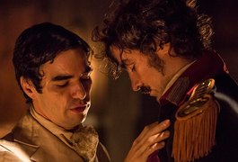 André e Tolentino se entregam ao amor