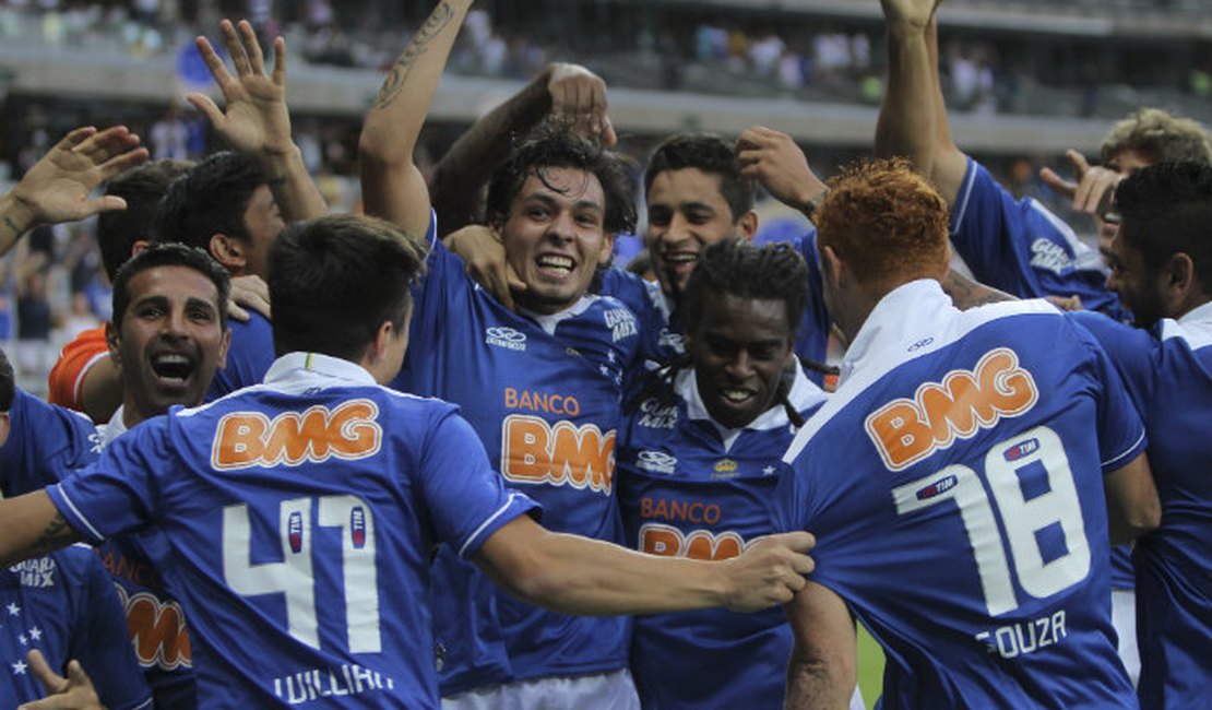 Cruzeiro vence clássico com o Atlético por 4 a 1