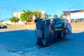 Carro capota e fica atravessado na AL-110 após colisão com outro veículo, em Arapiraca