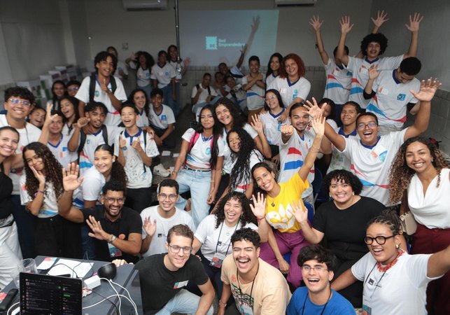 Alunos da rede estadual são os primeiros do Brasil a receber imersão em IA do Google e Rede Empreendedora