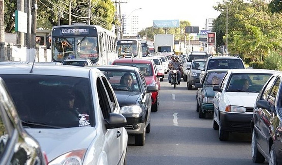 IPVA de veículos com placas de finais 9 e 0 vence no próximo dia 30 de junho