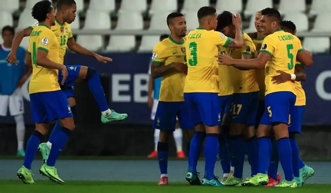 Com um a menos, Brasil segura pressão chilena, vence por 1 a 0 e pega o Peru na semifinal da Copa América