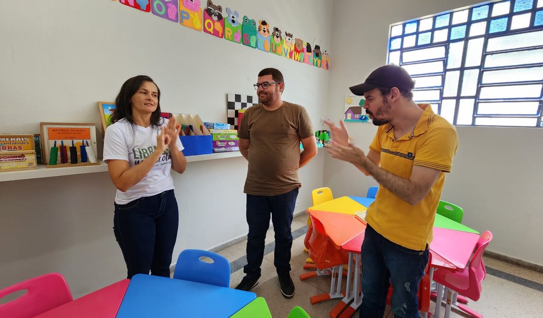 Libras: Prefeitura oferece 585 vagas para os cursos de Libras e Libras Kids