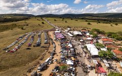 Cavalgada dos Pais 2026 reúne multidão em Traipu e celebra a cultura nordestina com grande festa
