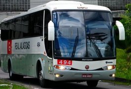 Bandido morre e comparsa fica ferido durante assalto a ônibus da empresa Real Alagoas