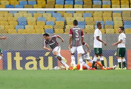 No Maracanã, Fluminense vence e afunda Palmeiras