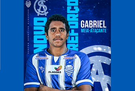 Revelado no Bahia e ex-flamengo, Gabriel fecha contrato com o CSA