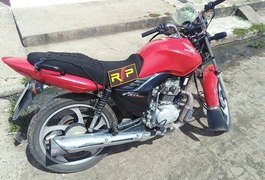 Radiopatrulha recupera veículo roubado no bairro Brasília, em Arapiraca