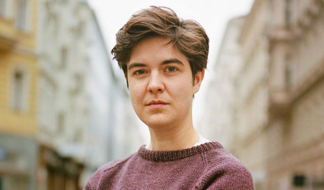 Bilionária vai escolher aleatoriamente 50 pessoas para gastar 131 milhões; entenda