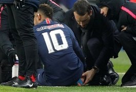 Neymar fratura novamente dedinho do pé direito, diz jornal francês