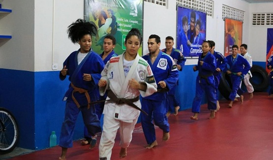 VÍDEO. Atletas do Instituto Andrade intensificam treinos visando Jogos da Juventude
