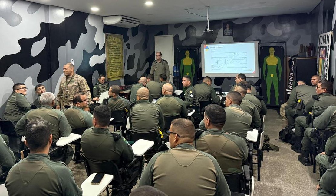Instrutores da PM Alagoas ministram Curso Nacional de Uso Diferenciado da Força