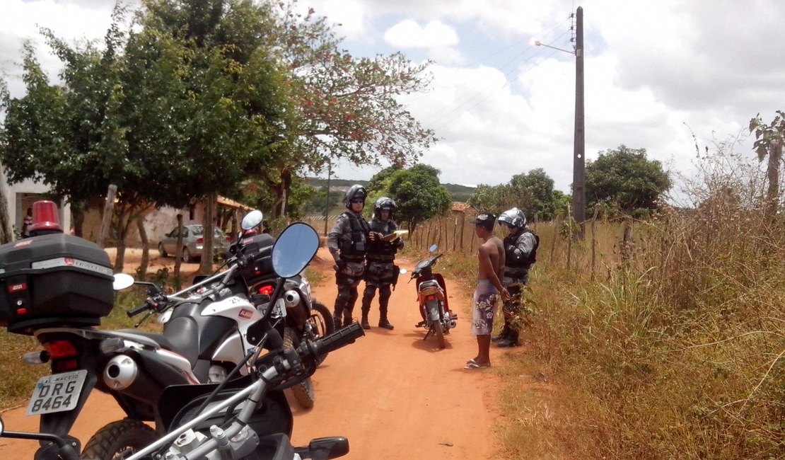 Menor é flagrado conduzindo moto roubada em Arapiraca