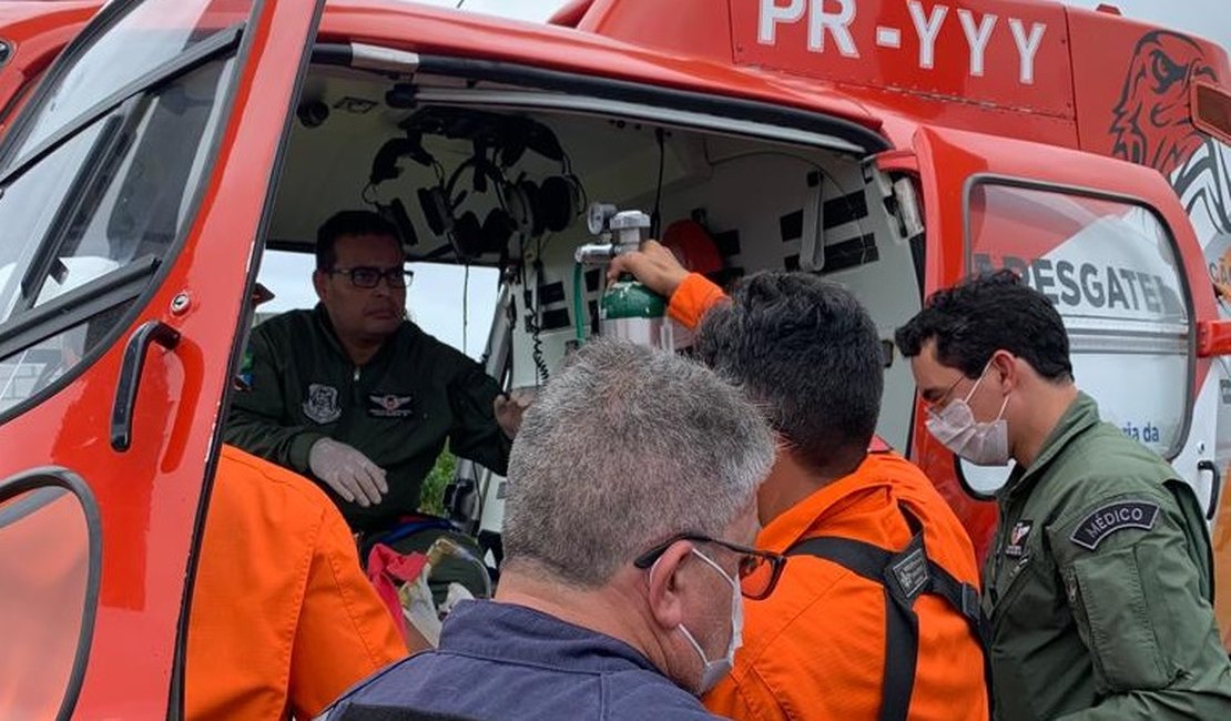 Motociclista fica gravemente ferido após colisão com caminhão no Pilar