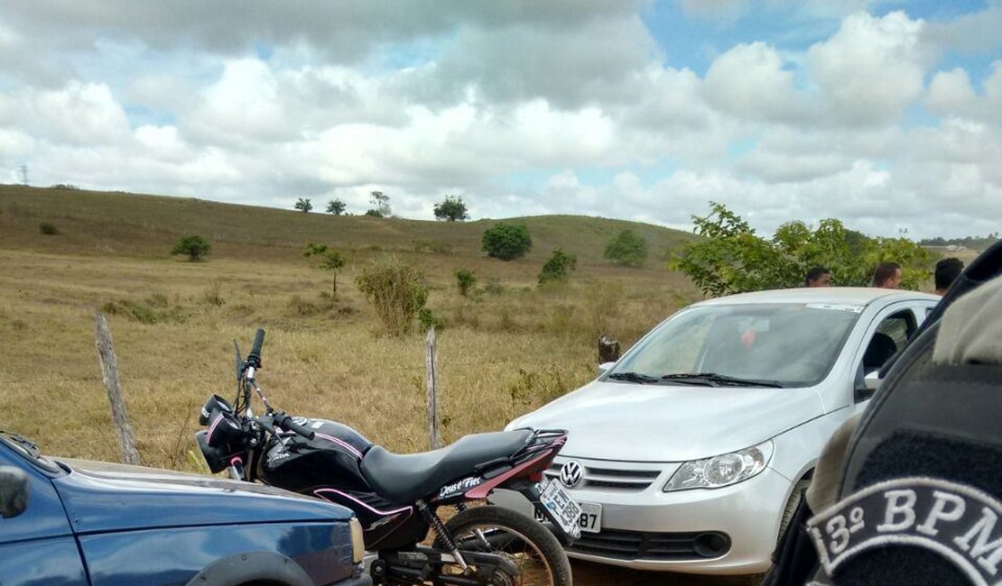 Polícia recupera veículos roubados nesta madrugada, na zona rural de Arapiraca