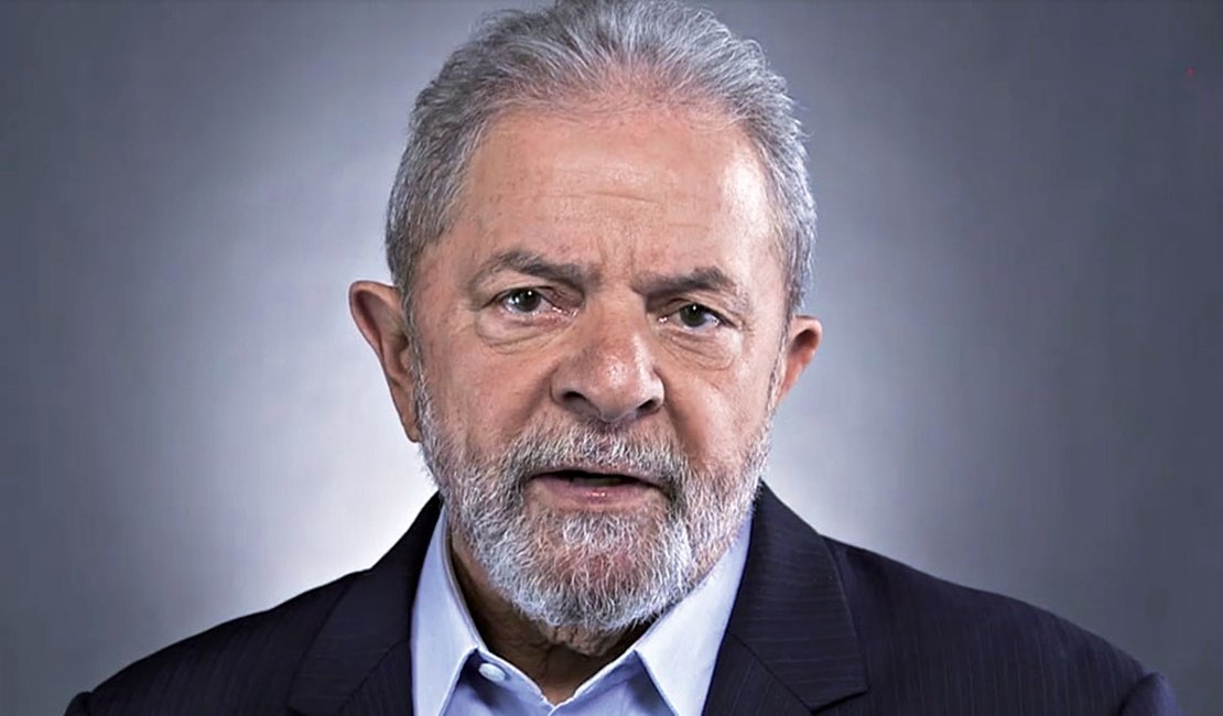 Lula: pesquisa mostra que metade do país é contra prisão do petista