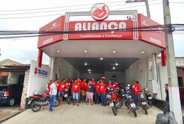 Vídeo. Grupo Aliança realiza café da manhã e carreata natalina em Arapiraca