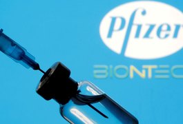 Pfizer apresenta pedido de vacina mais forte contra variante Ômicron