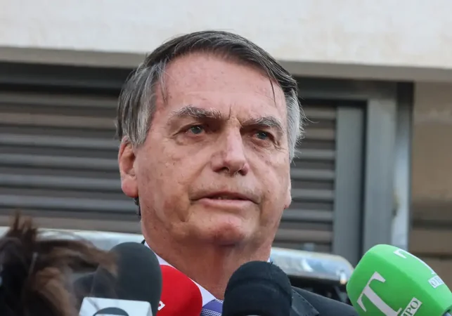 PGR dá parecer favorável à retomada de visitas de Flávio ao pai