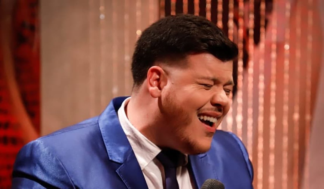 Ferrugem e outros artistas desembarcam na vaquejada do Parque Divina Luz