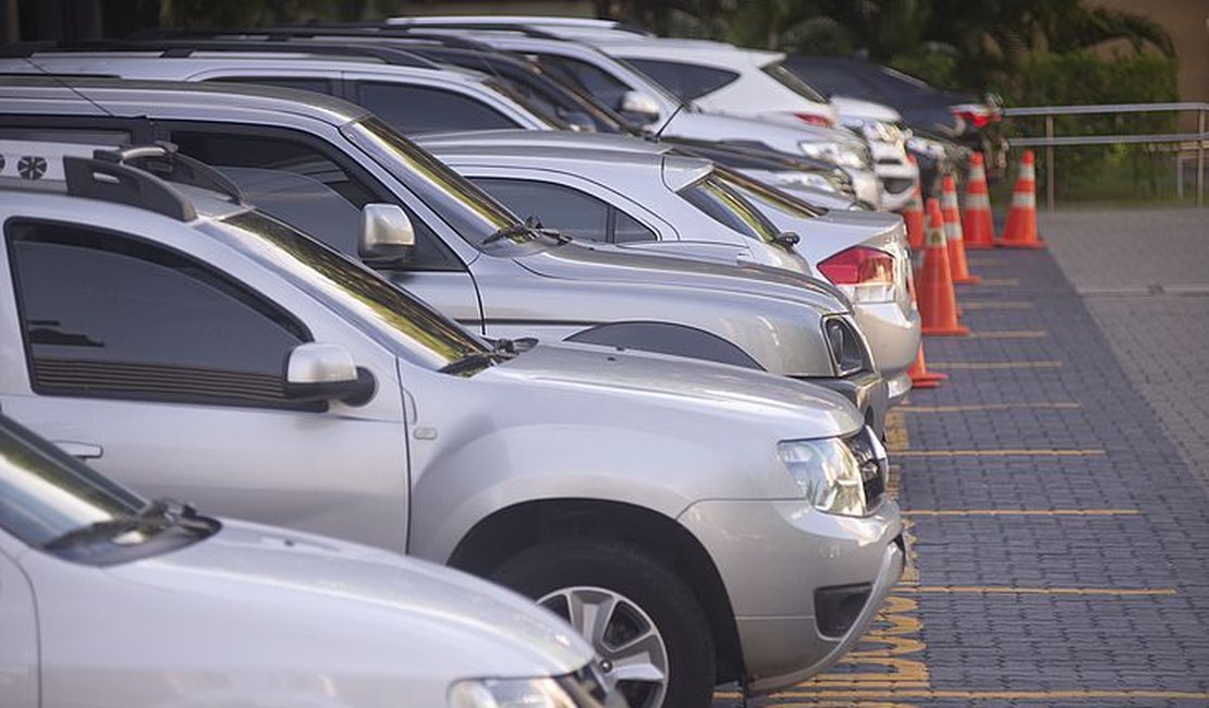 Proprietários de veículos podem ter até 40% de desconto em multas