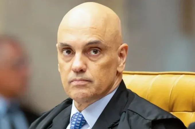 STF forma maioria para manter Moraes na relatoria de ação sobre golpe