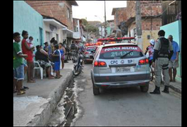 Mulher é encontrada morta após vizinhos perceberem forte odor vindo de residência