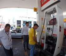 Instituto de Metrologia fiscaliza postos de combustíveis em Maceió