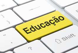 Número de formandos no ensino superior cai pela primeira vez em dez anos