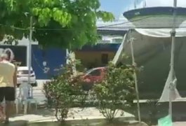Bolsonaristas começam a deixar porta de quartel em Maceió após determinação de Alexandre de Moraes