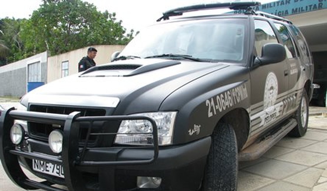 Polícia recupera veículo roubado após tentativa de assalto a mercadinho, em Arapiraca