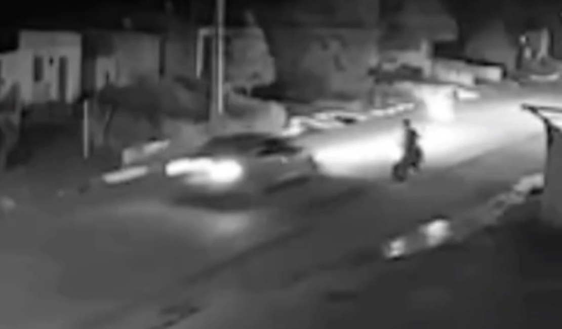 VÍDEO: Câmera flagra motorista invadindo contramão em alta velocidade em batida fatal em Feira Grande