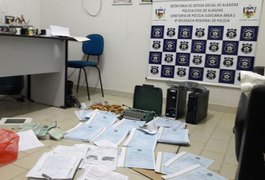 Homens são presos com documentos falsos e objetos ilícitos, em Arapiraca