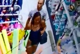 Funcionários flagram furto em loja, seguem suspeitos e acabam sob mira de arma