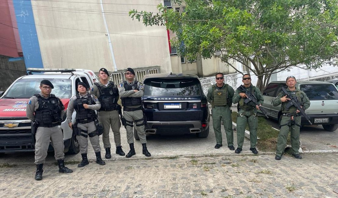 Após denúncia, policiais da segurança pública recuperam veículo de luxo furtado de loja em Maceió