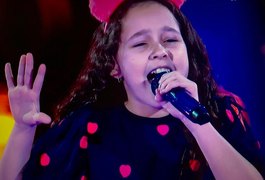 Cantando Alceu Valença, alagoana Lorena França vence fase de batalhas do The Voice Kids
