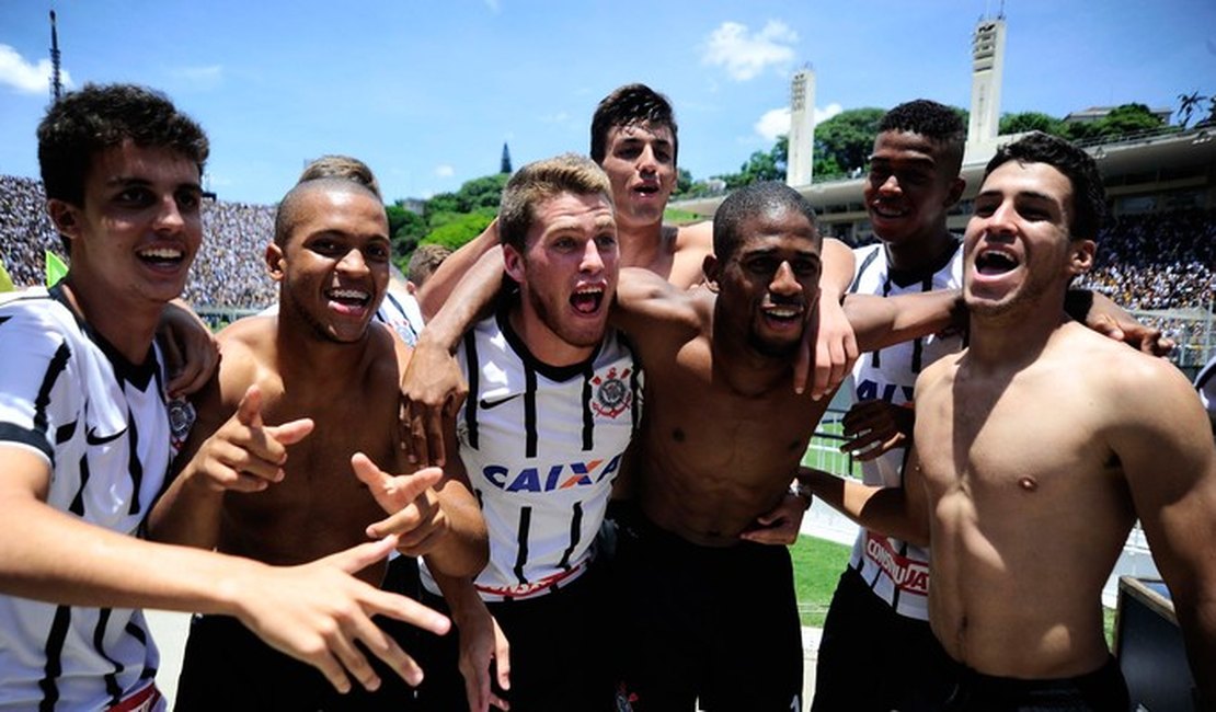 Corinthians vence o Botafogo-SP e conquista a Copinha