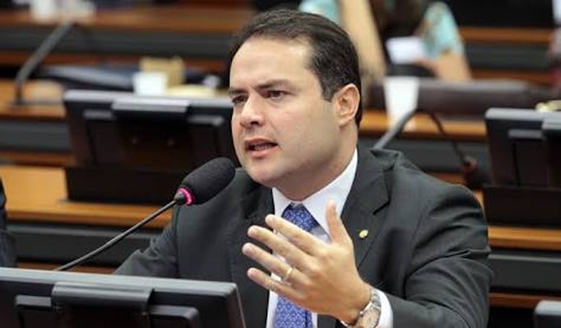 Renan Filho vai vetar reajuste salarial aprovado pela Assembleia Legislativa