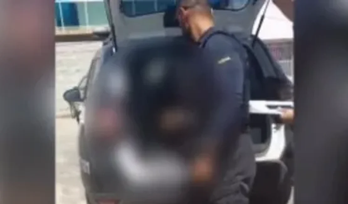 Tatuador é preso suspeito de estuprar adolescente, durante atendimento, em Maceió